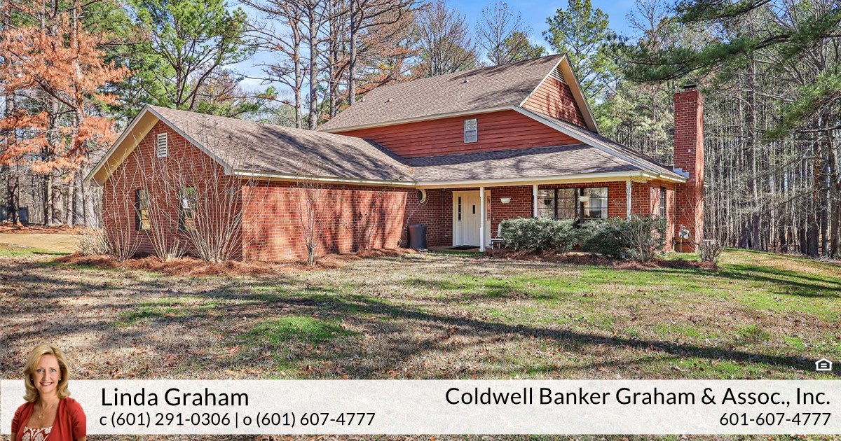 250 Pine Tree Ln, Ridgeland, MS 39157